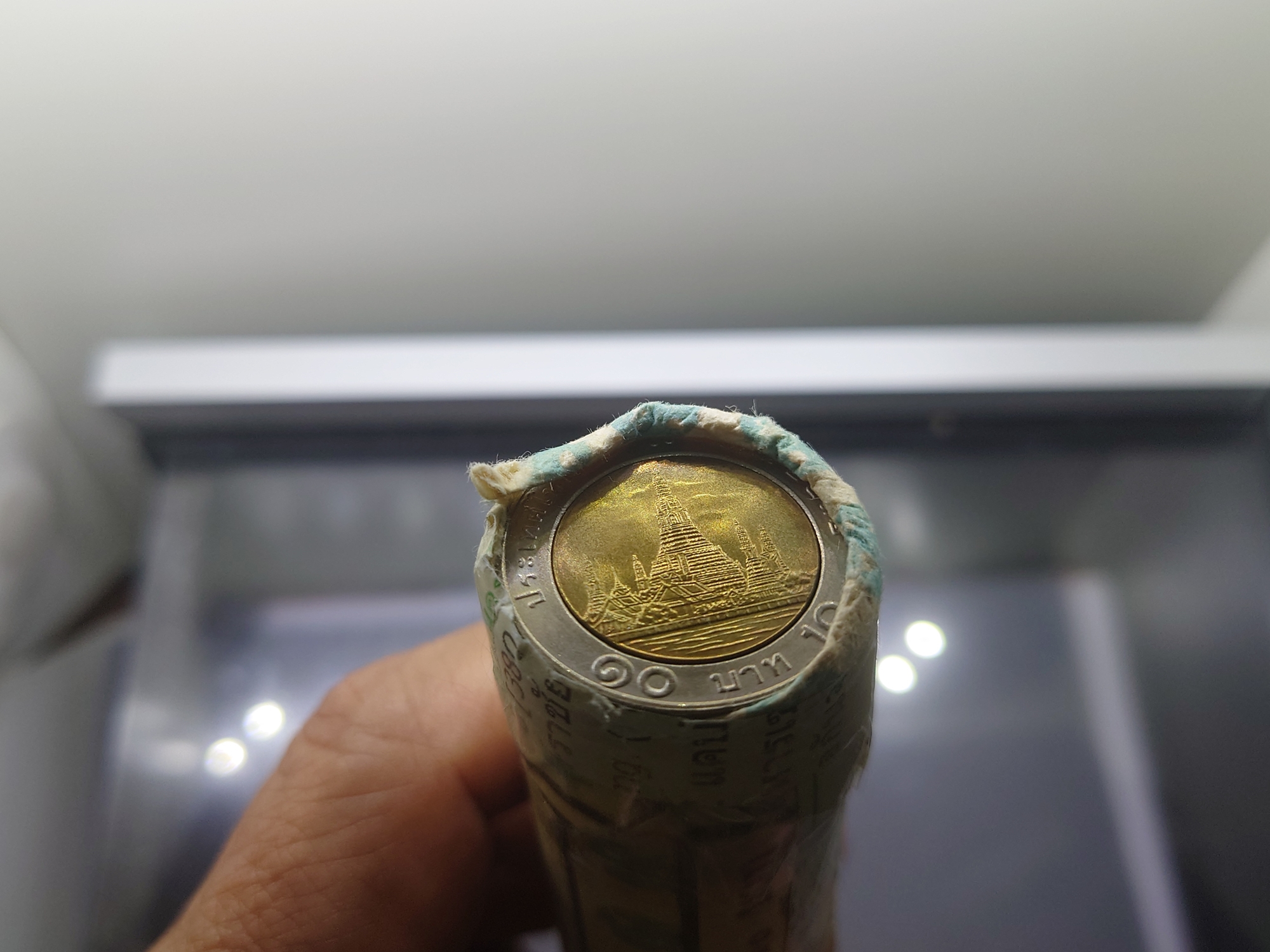 เหรียญยกหลอด(หลอดชำรุด) (บรรจุหลอด 50 เหรียญ) เหรียญ 10 บาท หมุนเวียน ปี พ.ศ.2532 ไม่ผ่านใช้