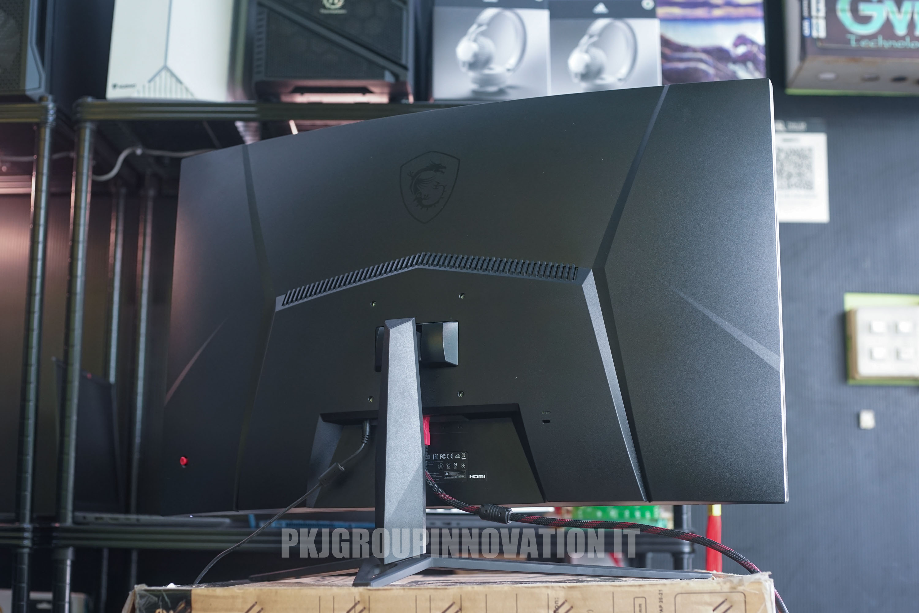 จอคอมพิวเตอร์มือสอง MSI Optix G32 Series - Curved Edition สภาพสวยพร้อมใช้งาน