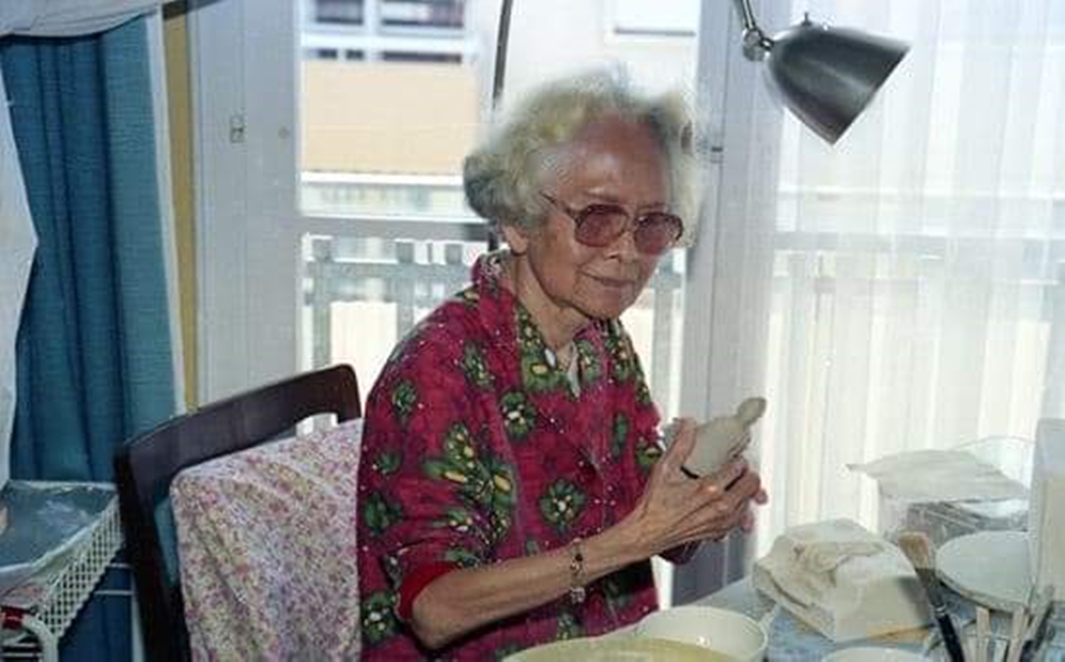 พระกริ่ง ฝีพระหัตถ์สมเด็จย่า เนื้อทองผสม ปี 2515 ฟอร์มพระสวย แท้ดูง่าย เนื้อหายาก