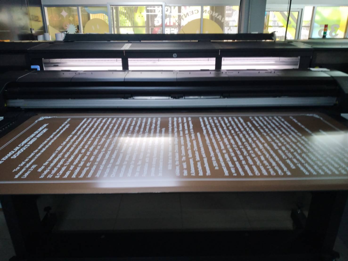 งานพิมพ์ลงบนแผ่นอะคริลิค งานโรงเรียนเขาหลักคริสเตียนสองภาษา