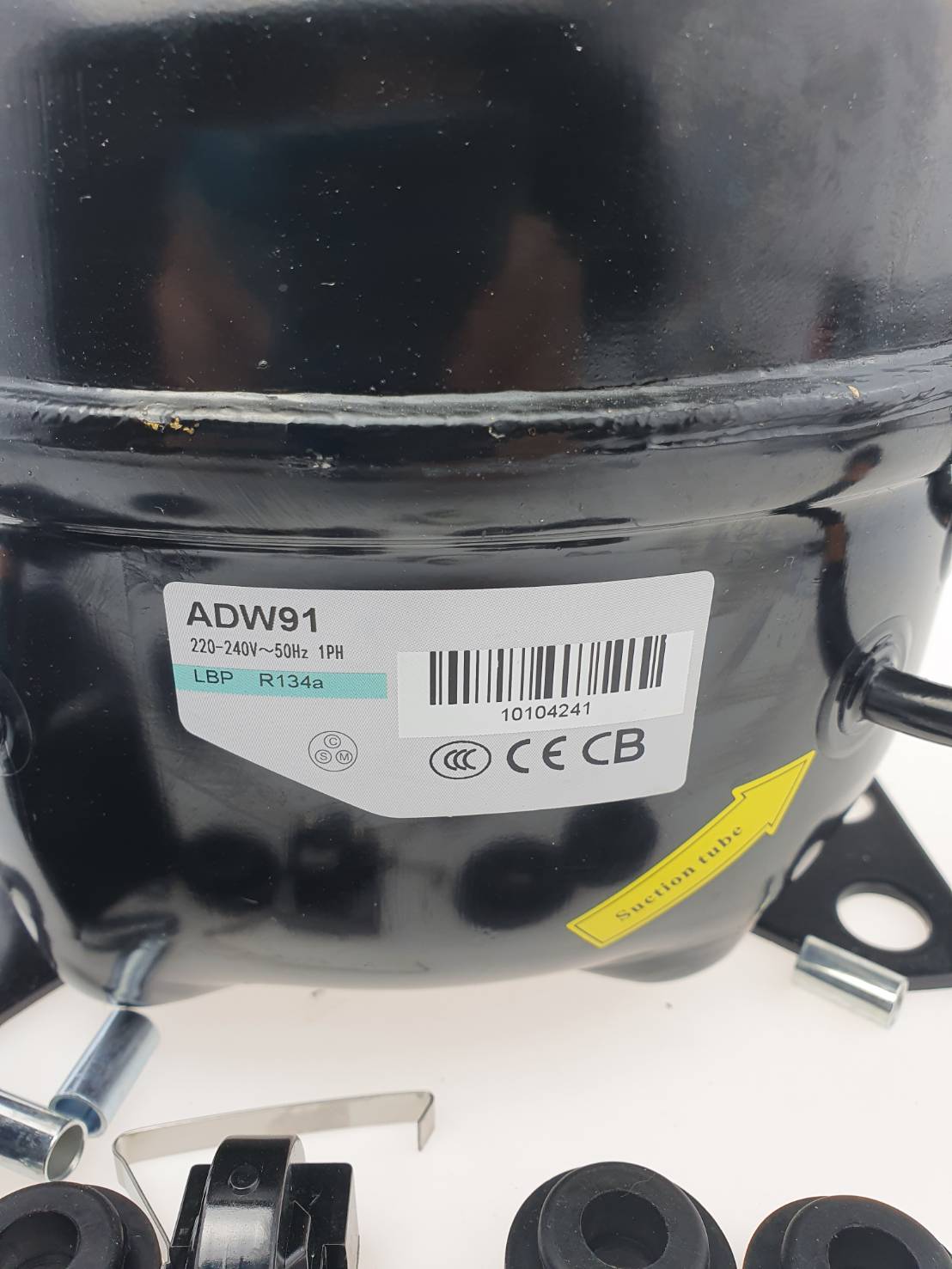 ADW91 คอมเพรสเชอร์ 1/3 แรงม้า R134a LBP สำหรับตู้แช่ ตู้เย็น Compressor ของใหม่ พร้อมอุปกรณ์ ดีเลย์ โอเวอร์โหลด