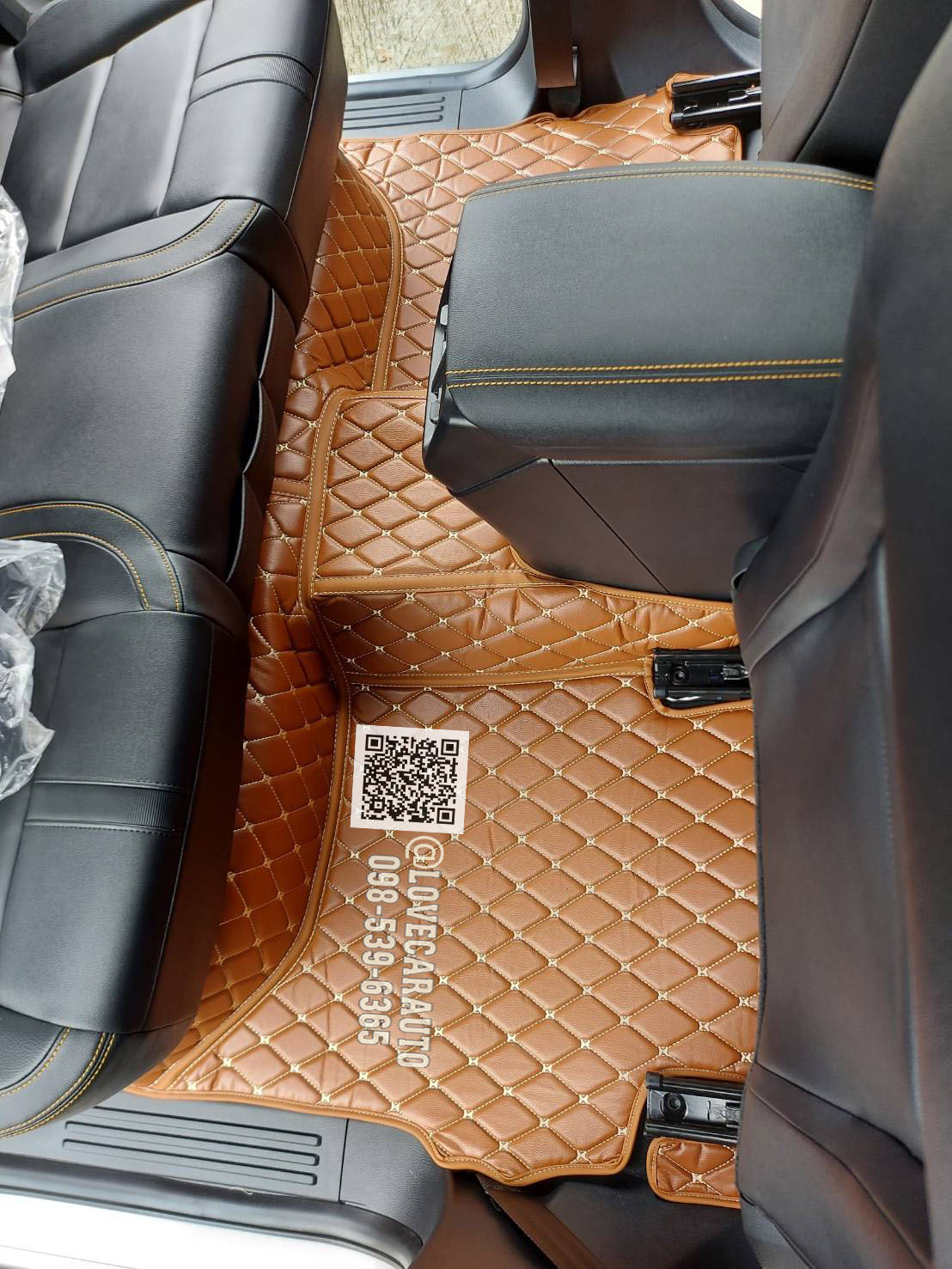 พรมปูพื้นรถยนต์ 6D Next-Gen Ford Ranger Raptor 2022 4ประตู สีน้ำตาลเข้ม