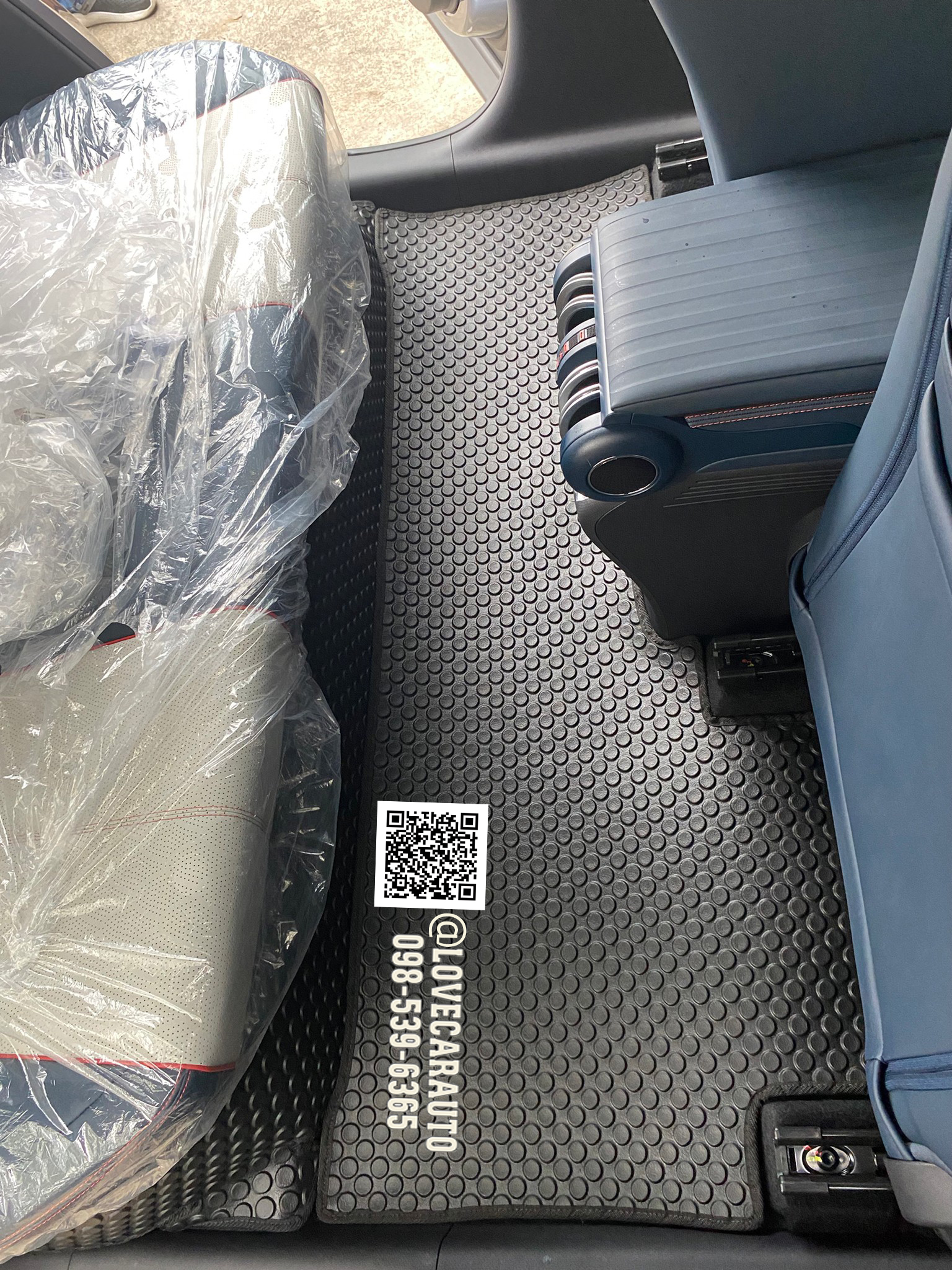 พรมกระดุม ผ้ายางEVA BYD Atto3 EV 2022 กระดุมดำ หลังเรียบ