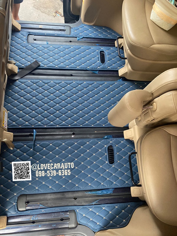 พรมปูพื้นรถยนต์ 6D Hyundai H-1 Eltie สีน้ำเงิน