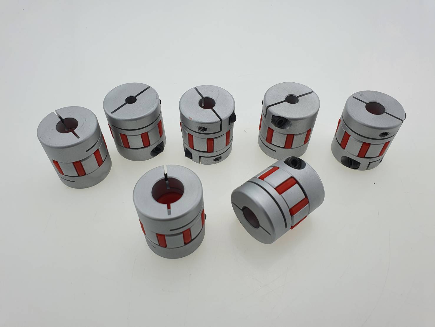 Jaw Coupling JM30C L35คัปปลิ่ง (ยอย)ประกบเพลา สำหรับเครื่อง CNC เครื่อง3D print และใช้ส่งกำลังเพลา ขนาด7มม ถึง 14 มม