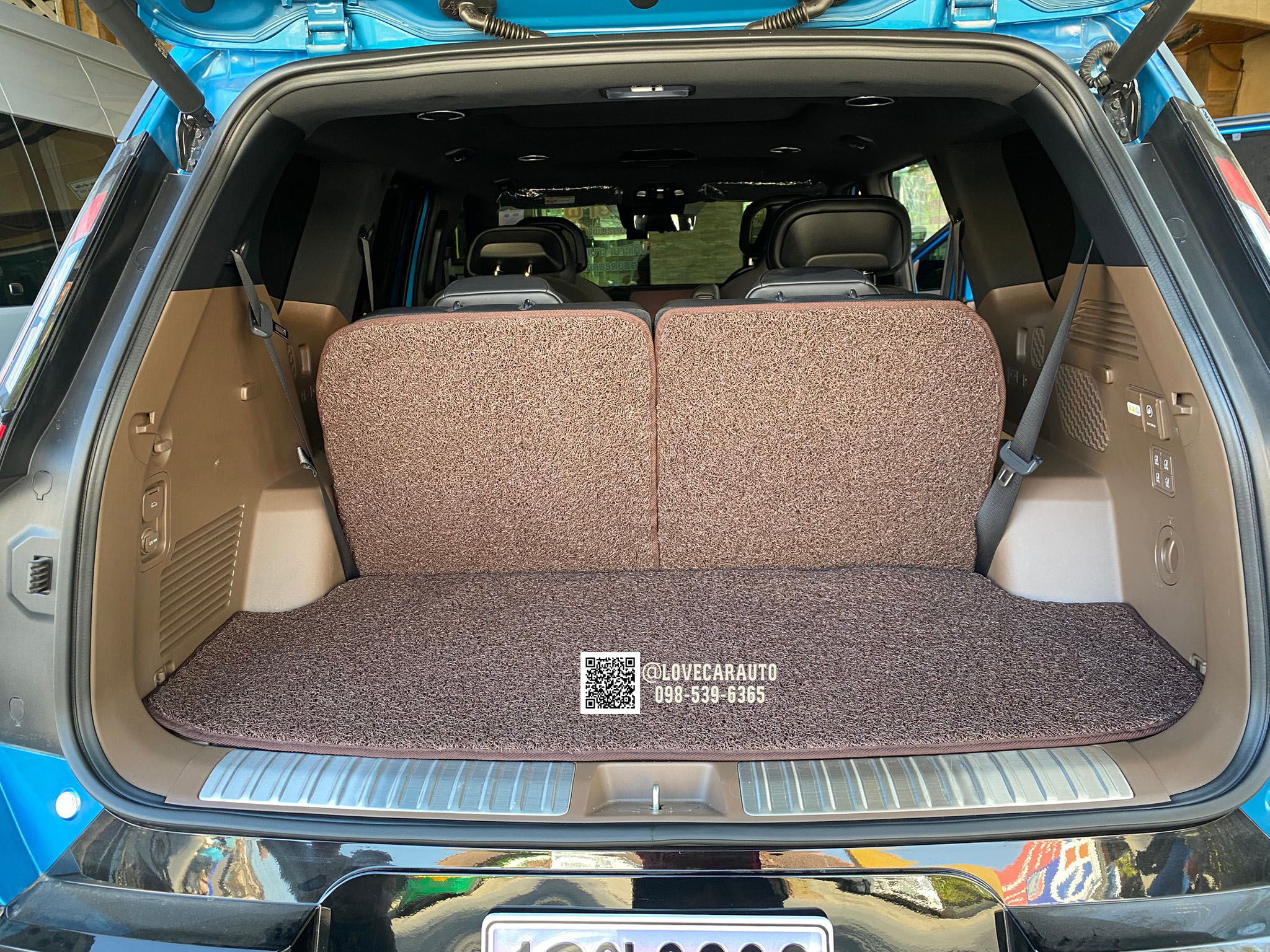 พรมดักฝุ่นรถยนต์ Kia EV9 ไวนิลสีน้ำตาล