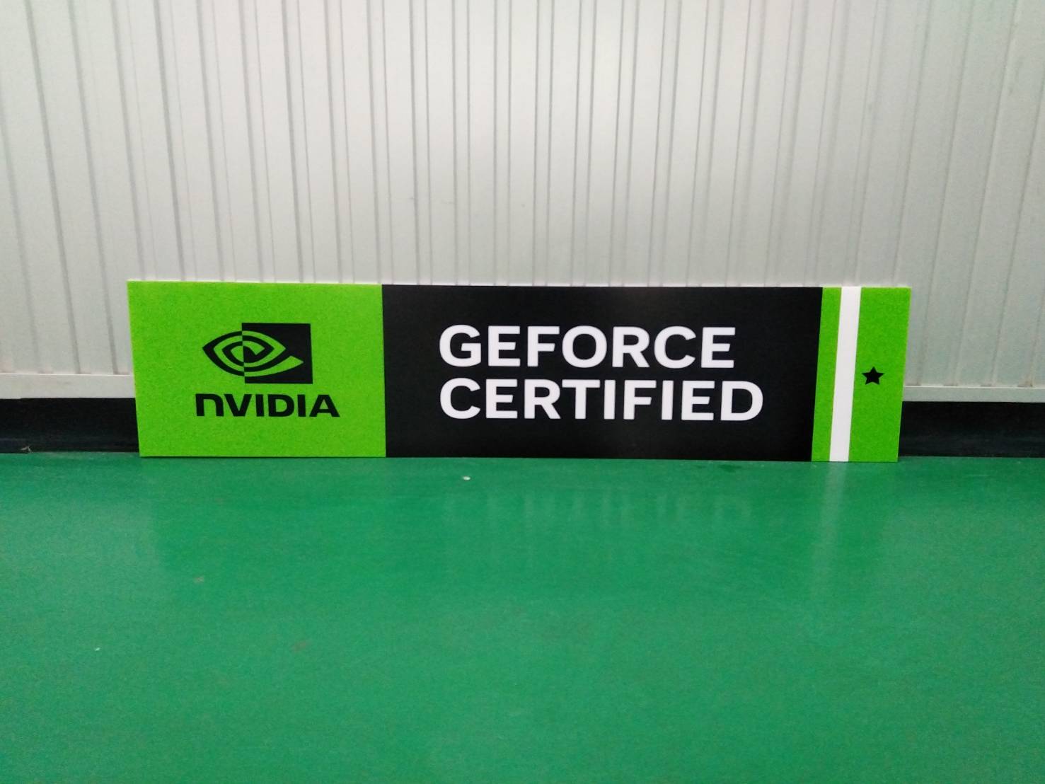 ป้ายการ์ดจอ GEFORCE