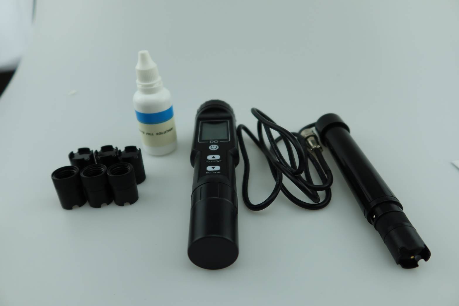 DO9100 เครื่องวัดอ๊อดซิเจนละลายน้ำสำหรับฟาร์มปลา หรือกุ้ง หรือตรวจสอบคุณภาพน้ำเสีย DO meter ใช้งานง่ายพกพาสะดวก