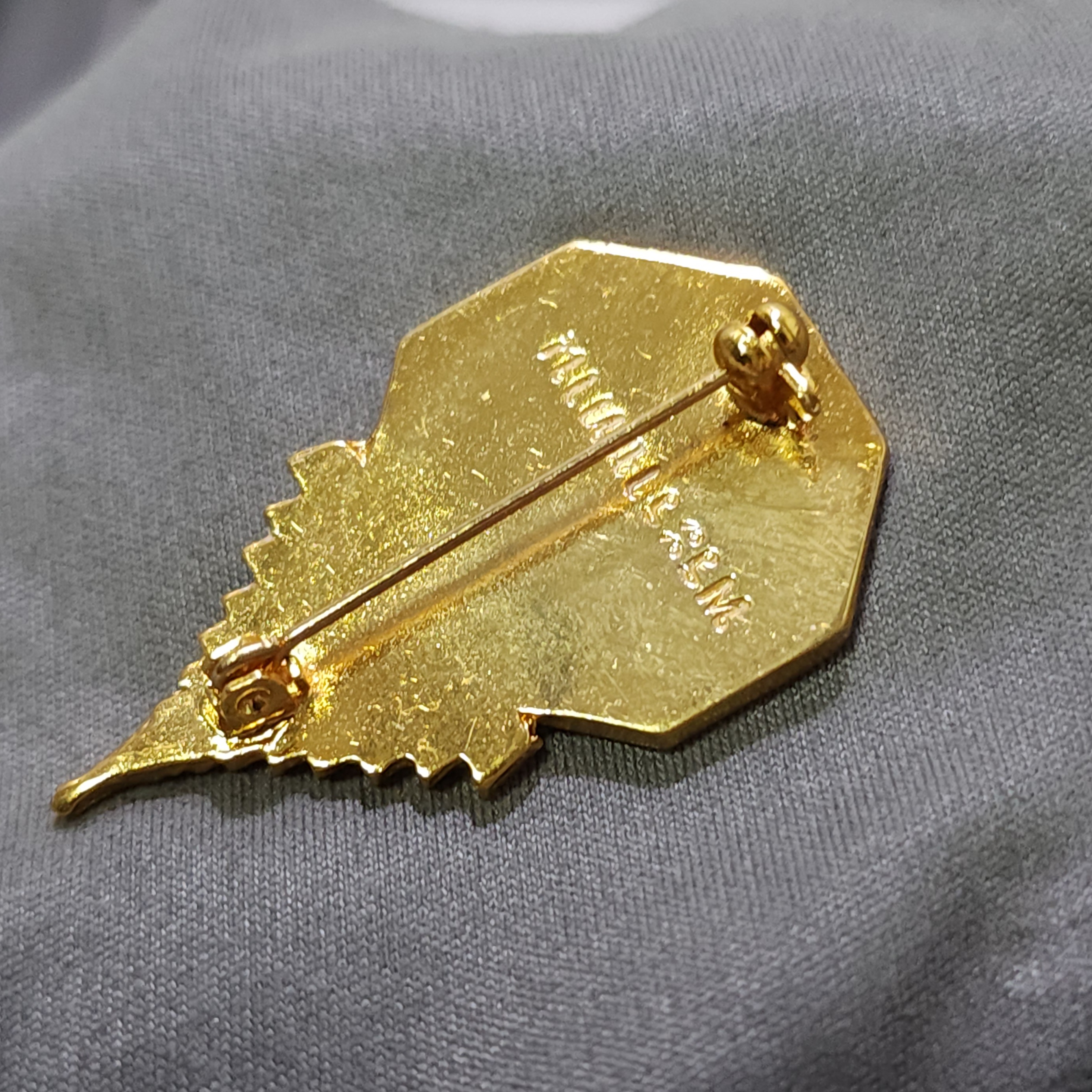 เข็มกลัด ภปร เข็มพระราชทาน ฉลองสิริราชสมบัติครบ 60 ปี ร9