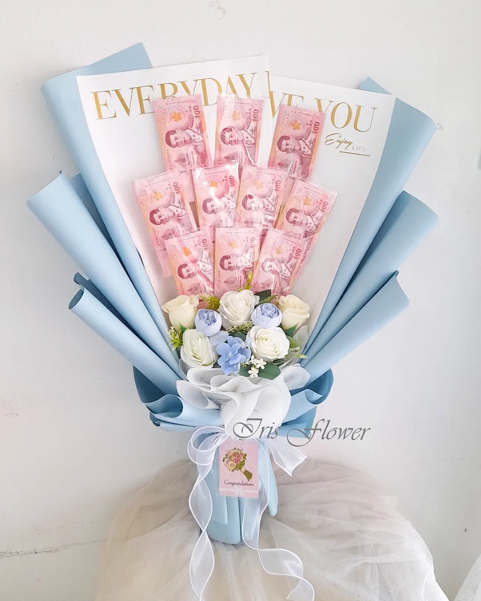 ช่อธนบัตร 10 ใบ 1000 /ค่าจัดทำ 890