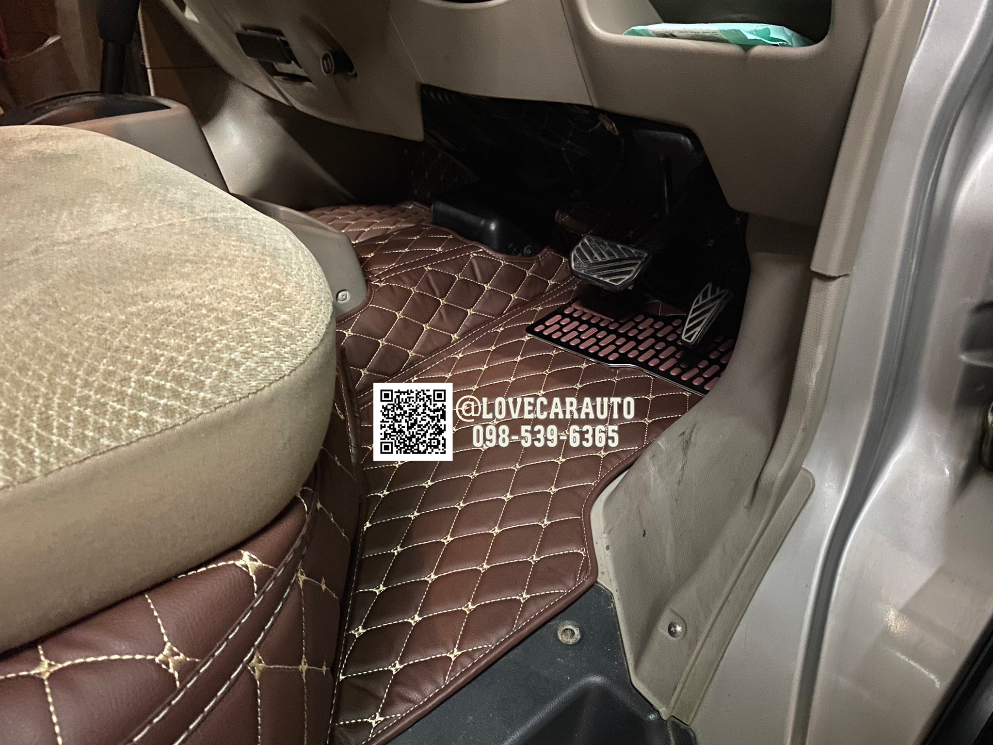 พรมปูพื้นรถยนต์ พรม6D Suzuki APV สีกาแฟ