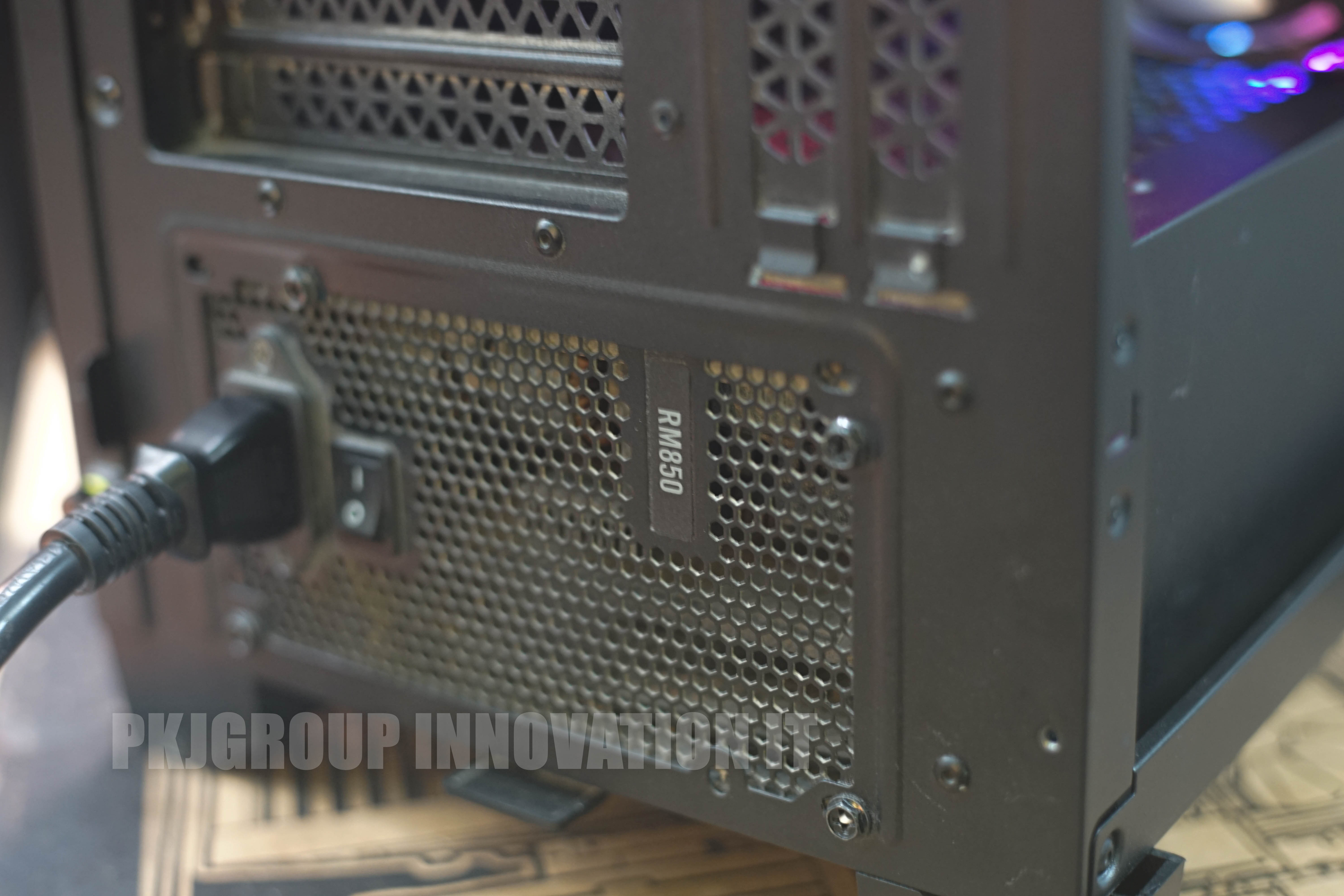 คอมเล่นเกมมือสองตัวเทพ i9-13900K RAM 32 GB M.2 512GB RTX3070ti ไม่ขายแยก