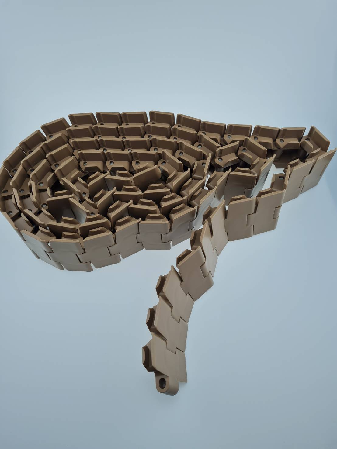 Har820TAB-K325 curve top chain สายพานลำเลียง(Conveyer) ขวดในโรงงานอุตสาหกรรมเป่าขวดหรือโรงงานผลิตน้ำแบบโค้ง