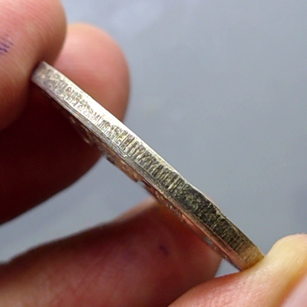 เหรียญเงิน รัชกาลที่5 ที่ระลึก 130 ปี ของการเสด็จฯ สมโภช พระแท่นดงรัง จ.กาญจนบุรี พ.ศ.2537 ขนาดสูง 3 เซ็น