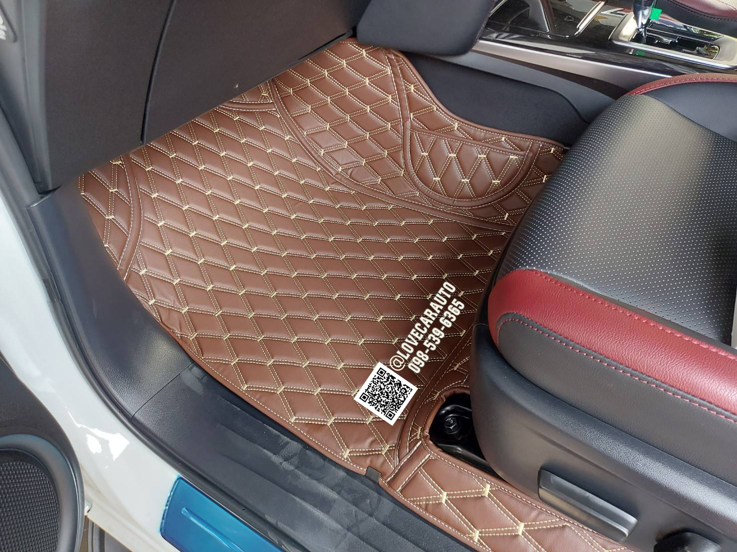 พรมปูพื้นรถยนต์ toyota fortuner 2023 พรม vvip สีกาแฟด้ายทอง