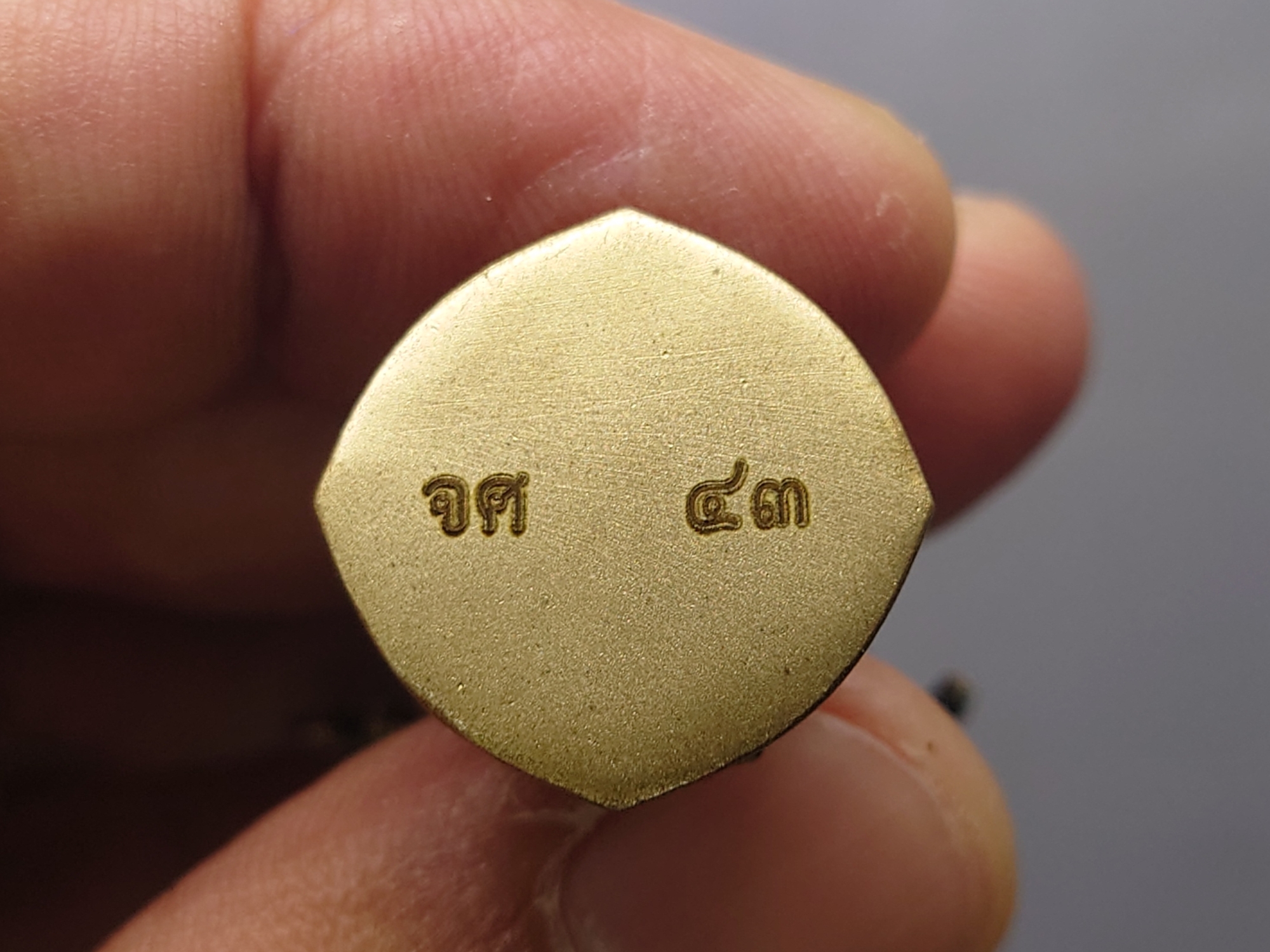 พระพิฆเนศแห่งน้ำ จาลบินายัค เนื้อชนวนลงยา กายน้ำเงิน รายการแจกศูนย์จอง ปลุกเสกโดย พราหมณ์หลวง สมาคมพระพิฆเนศแห่งประเทศไทย ปี2567 พร้อมกล่องเดิม