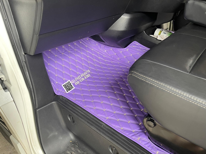 พรมปูพื้นรถยนต์ 6D Toyota Majesty 2020 สีม่วงด้ายทอง