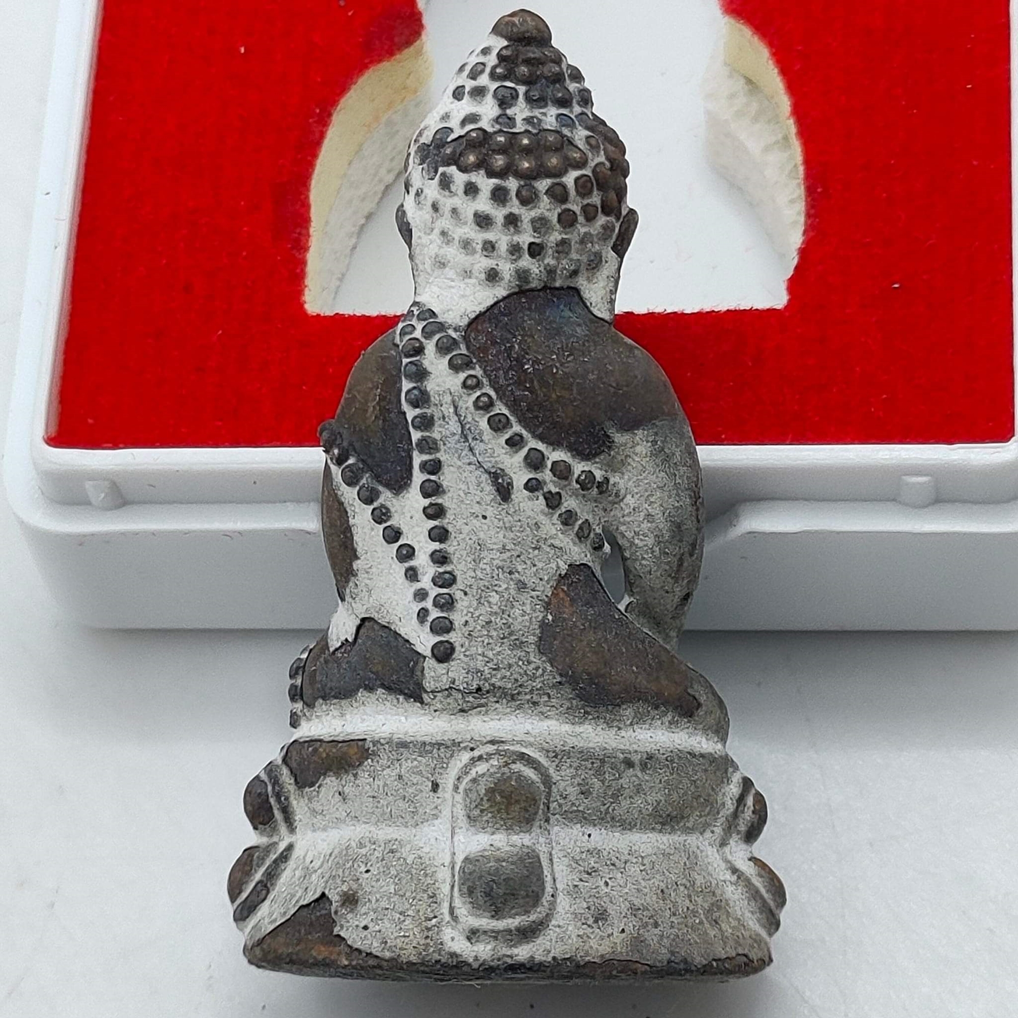 พระกริ่ง มั่ง มี ศรี สุข เนื้อทองชนวน รุ่นบารมี 80 พรรษา สมเด็จพระญาณสังวร วัดบวรนิเวศวิหาร ปี 2536 พร้อมตลับเดิม