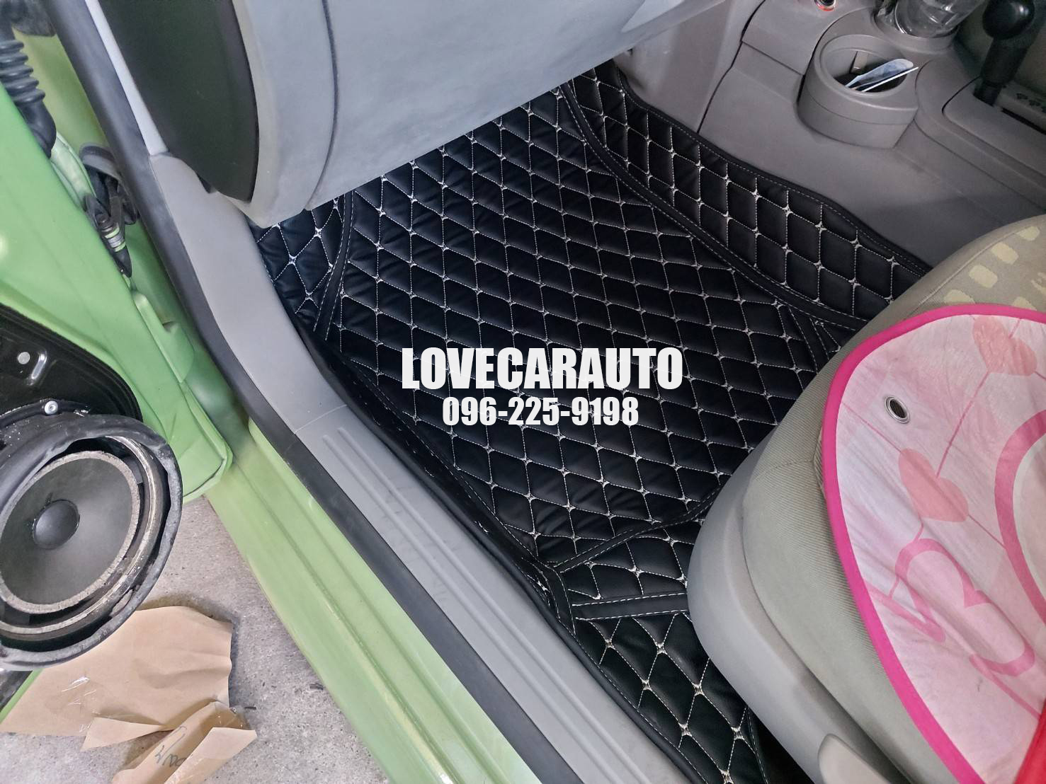 พรมปูพื้นรถยนต์ 6D Volkswagen Beetle