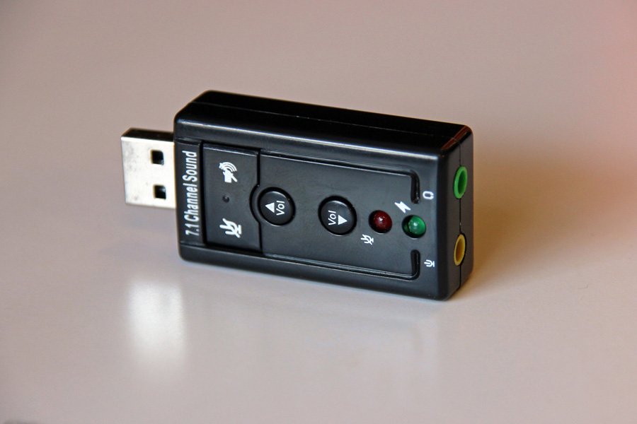USB Soundcard 7.1 ใช้แก้ปัญหาเรื่องคอมเสียงไม่มี มีฟังก์ชั่นมากมายให้เราเลือกใช้