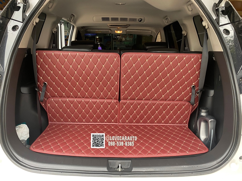 พรมปูพื้นรถยนต์ 7D Mitsubishi Xpander สีแดงเลือดหมู +ไวนิลดำ