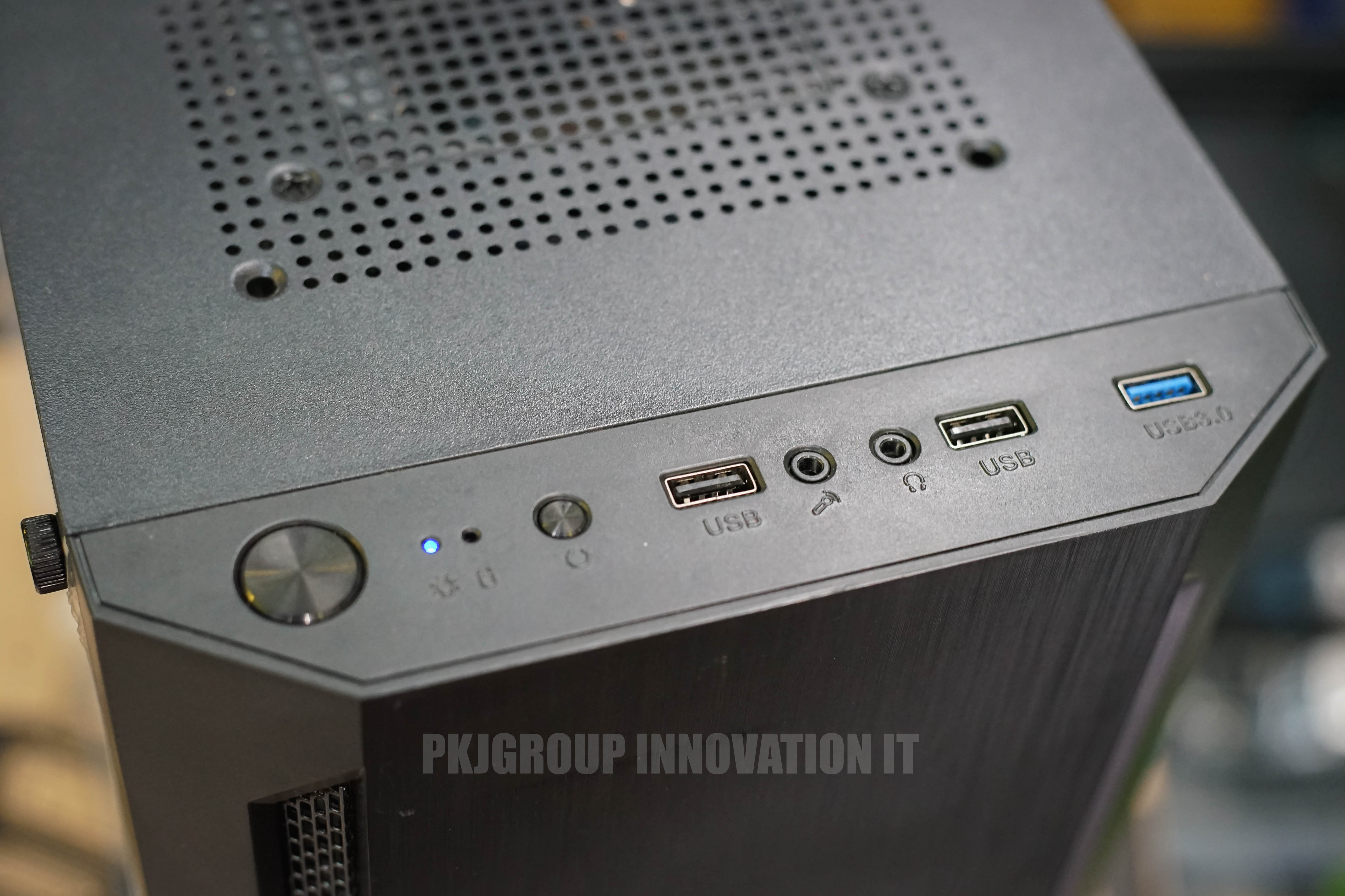 คอมเล่นเกมมือสอง Plenty i5-10400 RAM PNY 16GB PNY RTX 3060 Ti SSD 240 GB