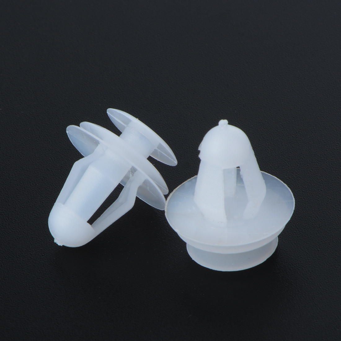 กิ๊บพลาสติก ,พุก สีขาว 9mm Hole car bumper clip