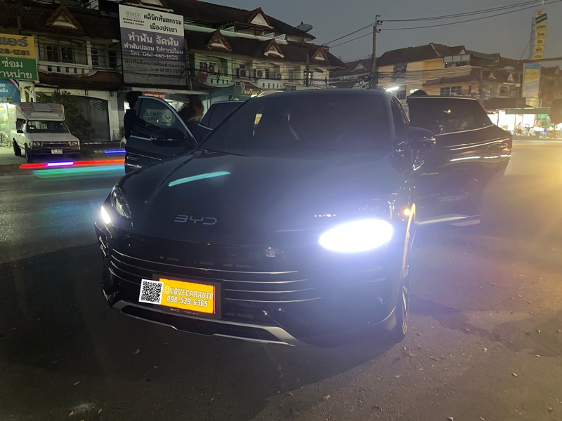 พรมปูพื้นรถยนต์ BYD Sealion 6 กระดุมเล็ก pvc ดำ