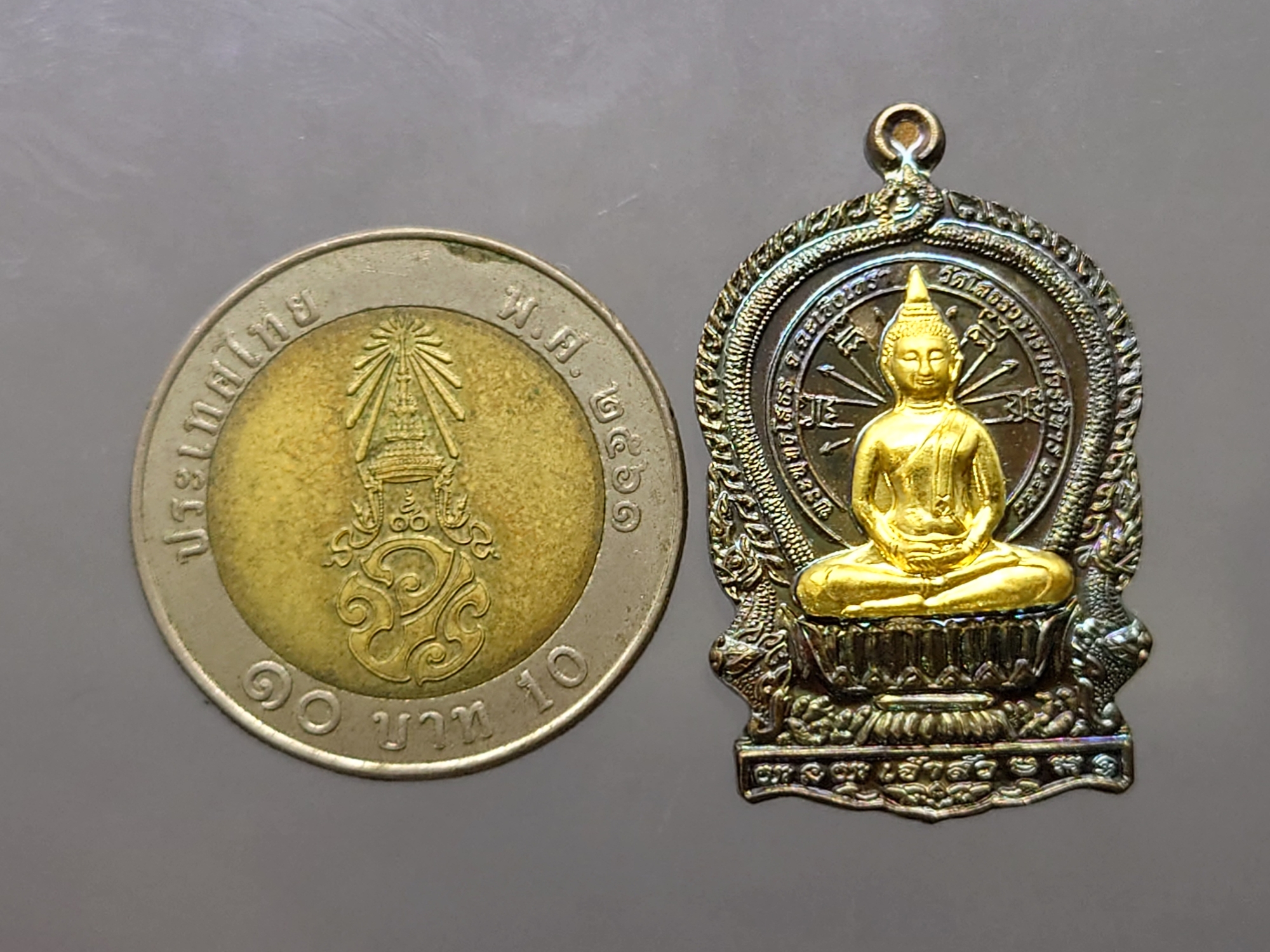 หลวงพ่อโสธร รุ่น ๙ ทศวรรษ เจ้าสัว เนื้อนวะ หน้ากากทองคำแท้ พุทธาภิเษก ณ อุโบสถวัดโสธรวราราม ฉะเชิงเทรา โคท 209 ปี2558 กล่องเดิม