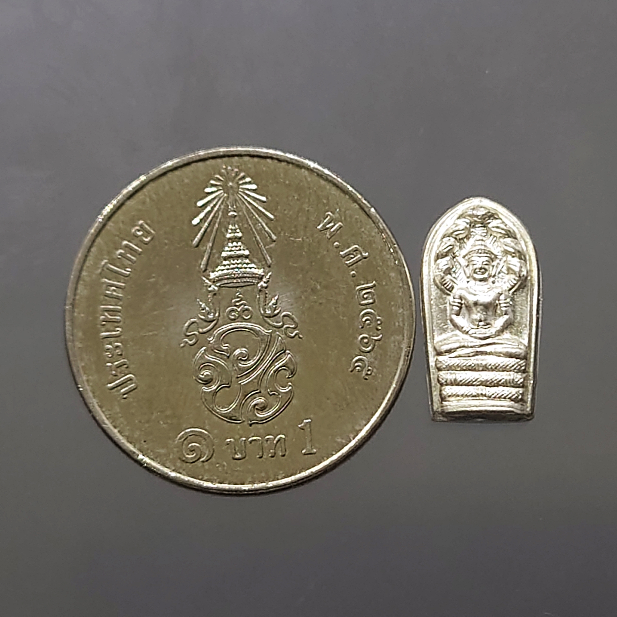 พระนาคปรกใบมะขาม เนื้อเงิน รุ่นเสาร์ ๕ ปี วัดระฆังโฆสิตาราม พ.ศ.2539 พร้อมตลับเดิม