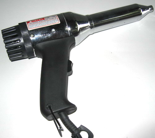 รหัสสินค้า 244 ปืนเชื่อมพลาสติก OKURA รุ่น OK - 700 มีขดลวดความร้อนสำรองในกล่อง แถมให้ อีก หนึ่งอัน