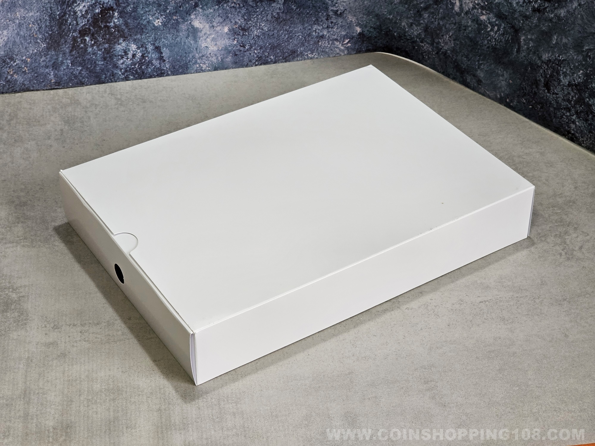 ชุดเหรียญที่ระลึกปฏิทิน 12 ปี นักษัตร ครบชุดทั้ง 12 ปีนักษัตร เนื้อทองแดงชุบทอง พร้อมกล่องหนังหรูหรา