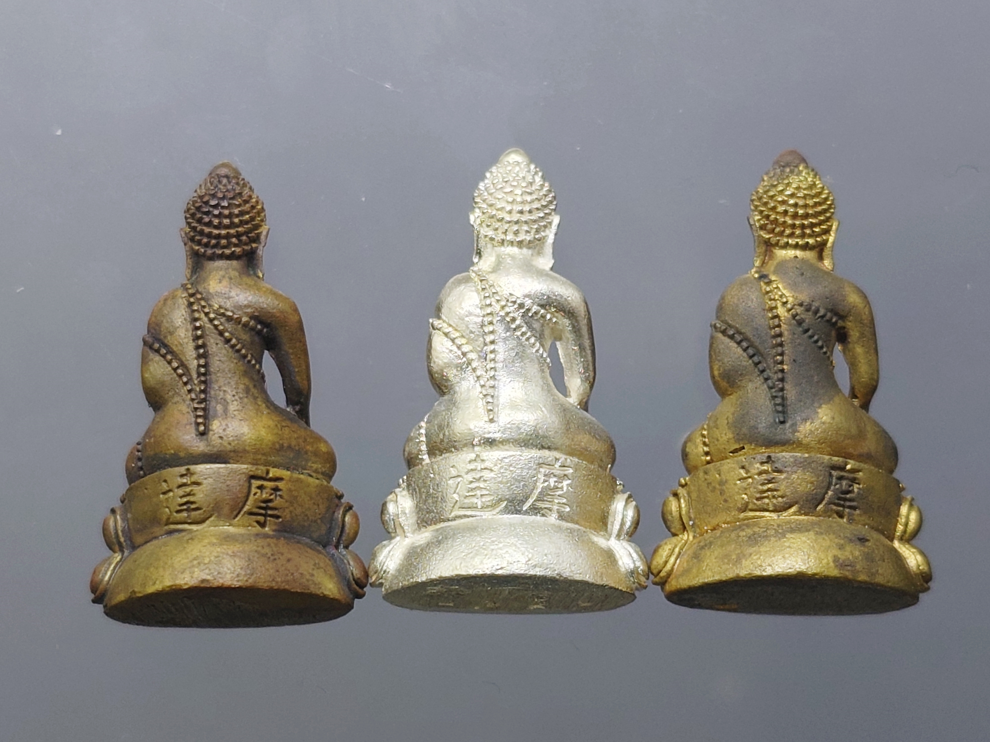 พระชัยวัฒน์ ตั๊กม้อ (ชุด3 เนื้อ เงิน นวะโลหะ สัมฤทธิ์) ปลุกเสก 2 พิธีใหญ่ 2 แผ่นดินไทย - จีน วัดสุทัศนฯ - วัดกวงซิ่ว ปี2537 พร้อมกล่องเดิม