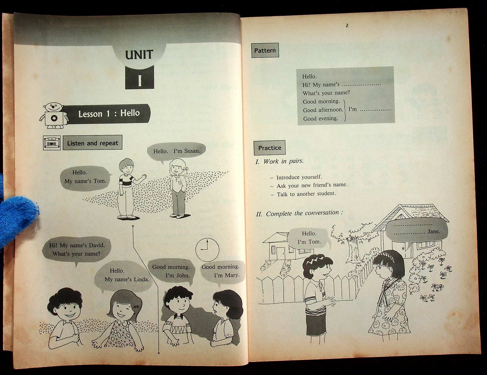 หนังสือเรียนภาษาอังกฤษหลัก ๑ รายวิชา ภาษาอังกฤษหลัก อ ๐๑๑ - อ ๐๑๒ ENGLISH IN GLOBALIZATION ชั้นมัธยมศึกษาปีที่ ๑