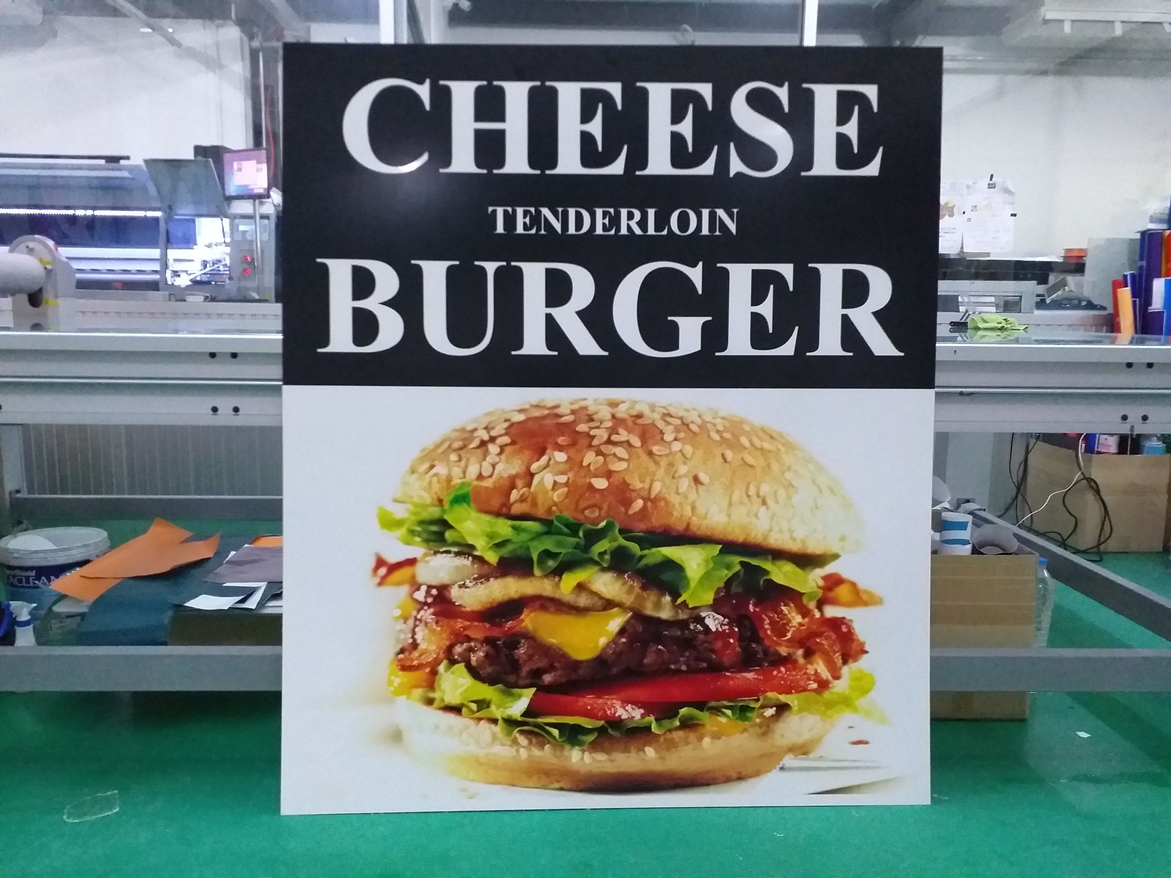 พิมพ์ลงบนแผ่นอะคริลิค งานCHEESE BURGER TENDERLOIN