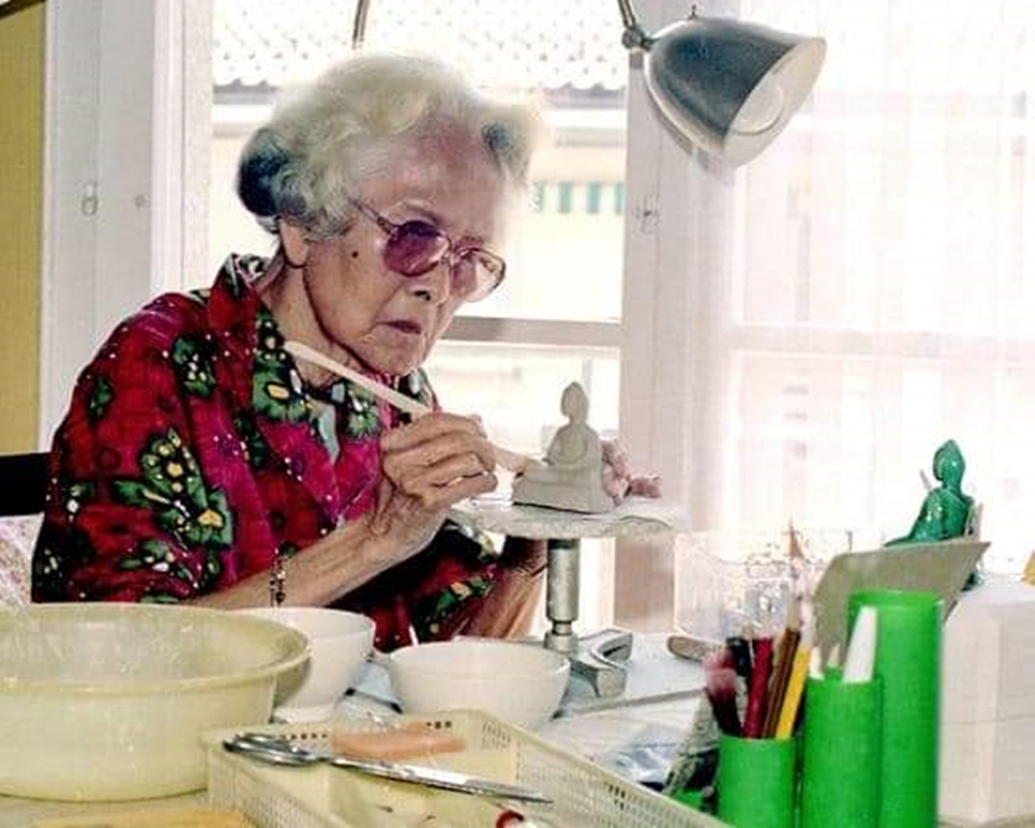 พระกริ่ง ฝีพระหัตถ์สมเด็จย่า เนื้อทองผสม ปี 2515 ฟอร์มพระสวย แท้ดูง่าย เนื้อหายาก