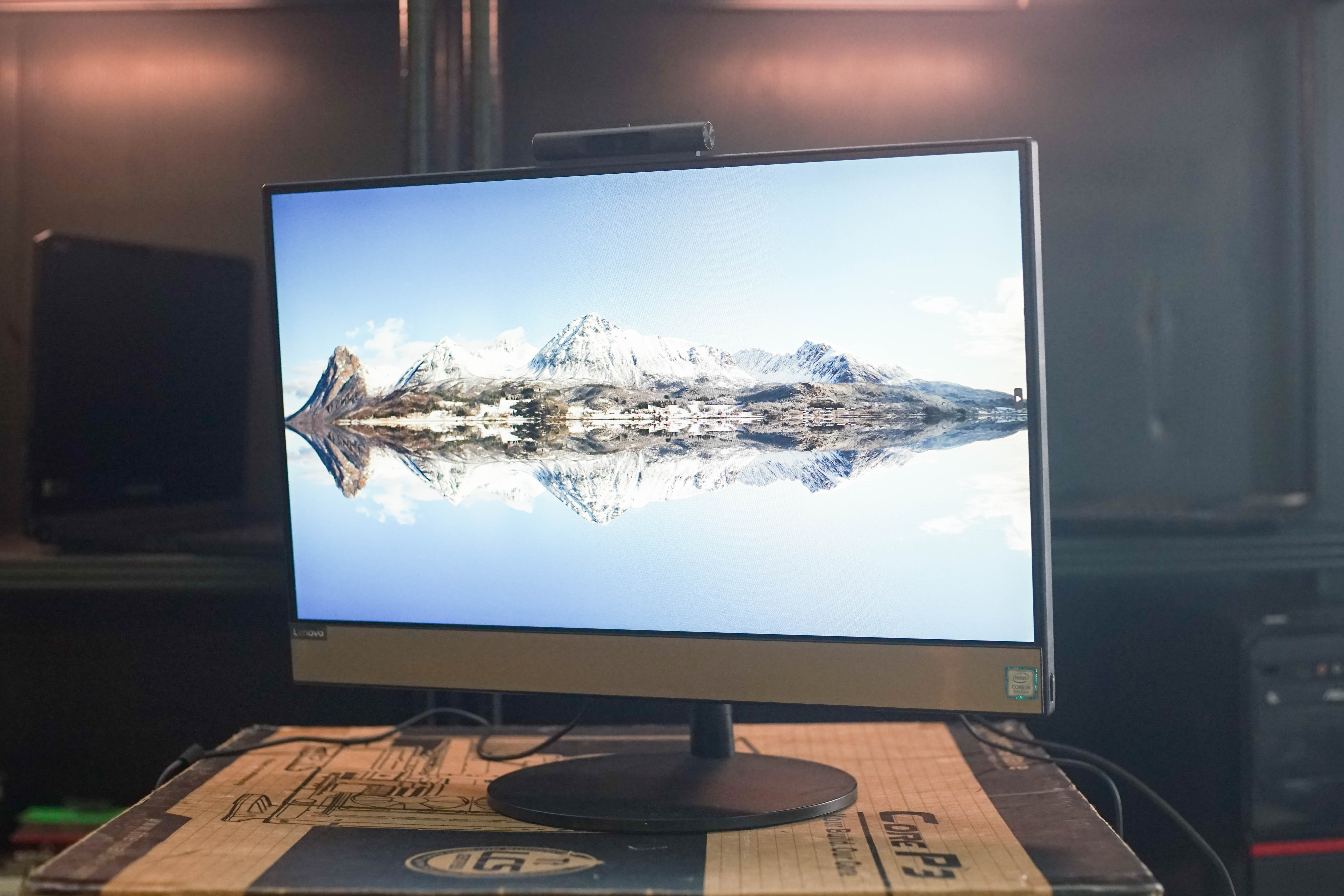 คอมมือสอง Lenovo ideacentre AIO V530-22ICB AIO 10UT-0023TA i5-8400T RAM 8 GB HDD 1TB Radeon 530