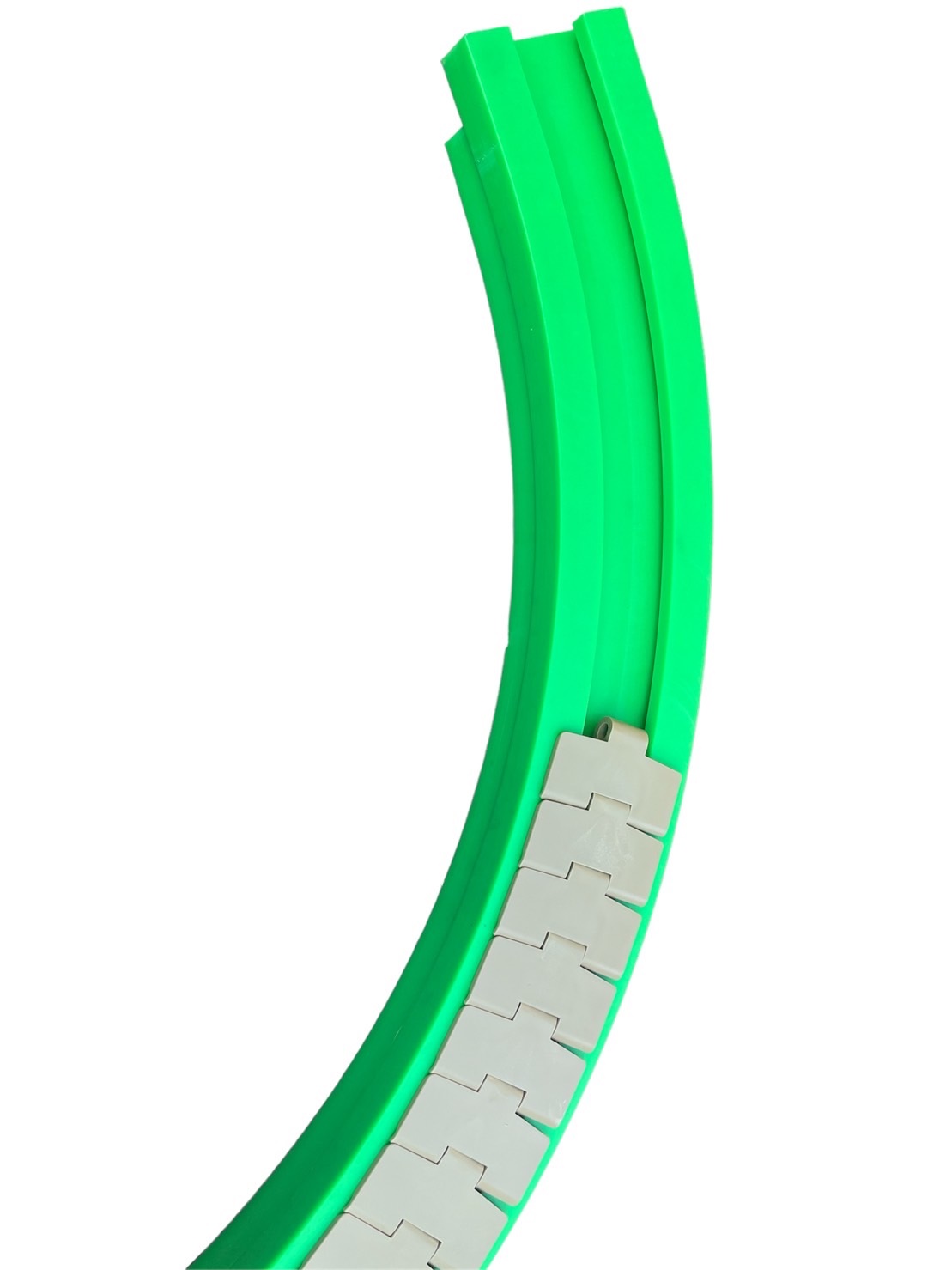 Tab Chain Track UHMW-PE 880TAB-K325 รางสายพานแบบโค้ง R500 mm สำหรับงานสายพานลำเลียงโรงงานน้ำดื่ม