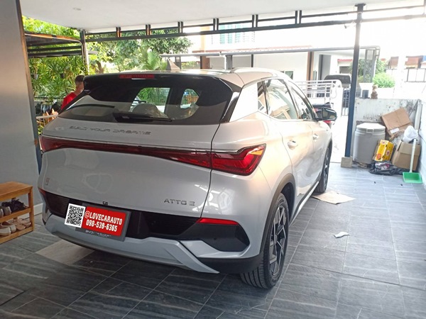 พรมปูพื้นรถยนต์ 6D Byd Atto 3 สีคำล้วนแคปล่า