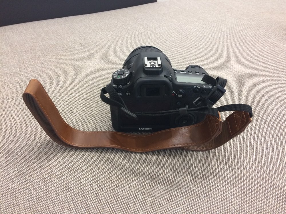 สายคล้องกล้องหนัง9 PU Leather Neck Shoulder (Brown)