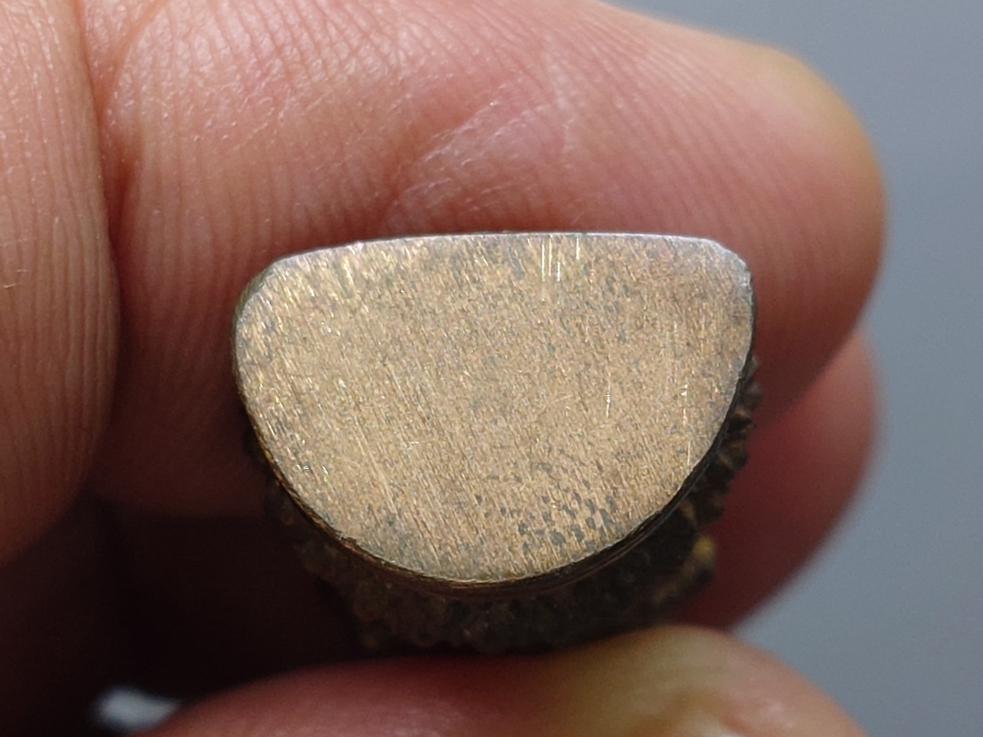 พระกริ่งจีน ต้าเยิ่นถะ เนื้อนวะโลหะ โครงการสร้างอาคารเรียน โรงเรียนกาญจนาภิเษกสมโภช ปี2539 พร้อมกล่องเดิม