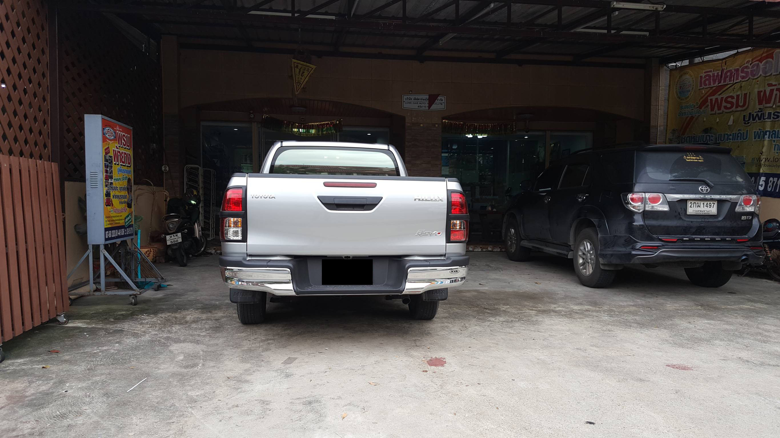 พรม6D Toyota Hilux Revo Cab สีดำฟ้า
