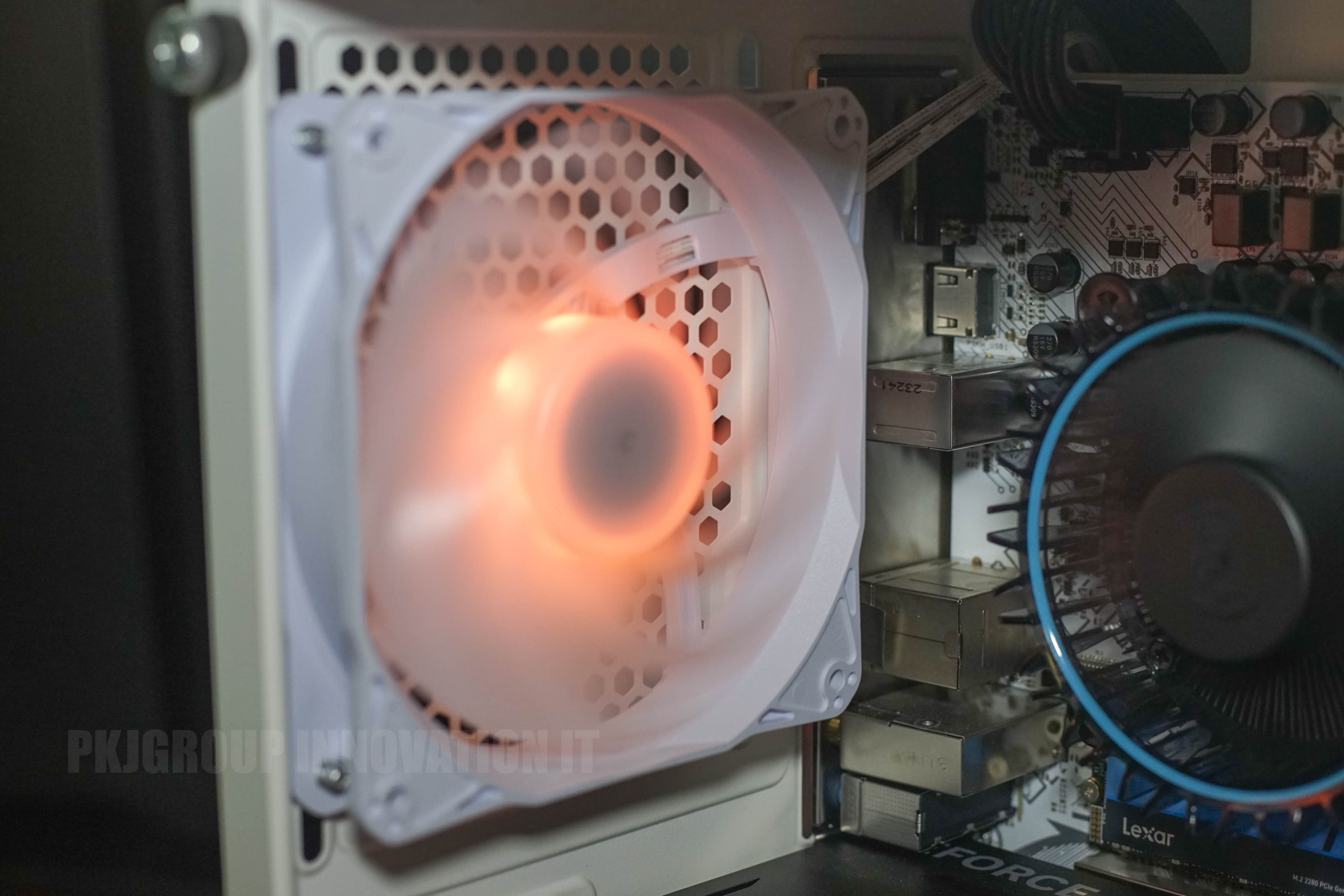 คอมเล่นเกมมือสอง i5-12400F RAM 16 GB M.2 500GB RTX4060