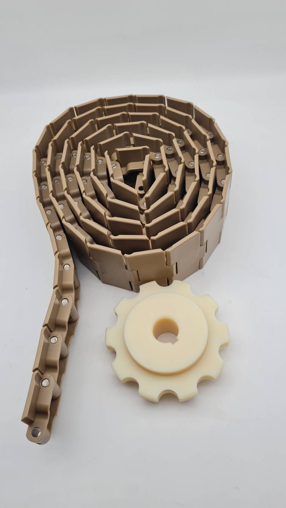 828-K330 สาพาน top chain ความกว้าง 82 มิลลิเมตรเป็นสายพานรุ่นข้อใหญ่ ใช้งานทนทานไม่แตกง่าย