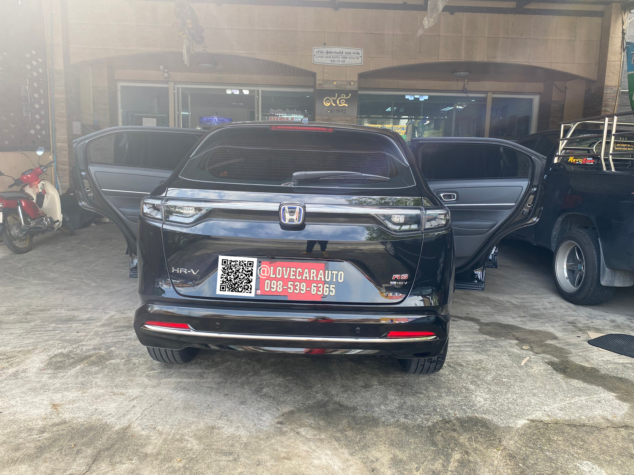 พรมดักฝุ่นไวนิลปูรถยนต์เข้ารูป Honda HRV 2022 สีดำ