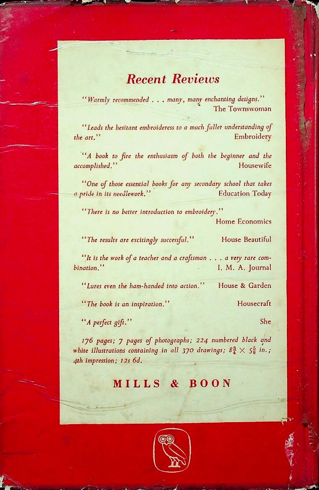 DISCOVERING EMBROIDERY หนังสือเกี่ยวกับงานปัก ฉบับภาษาอังกฤษ