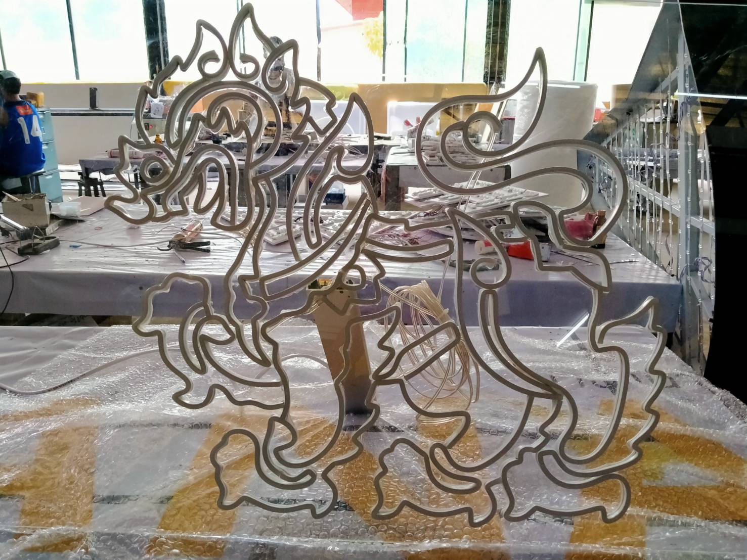 ป้ายไฟนีออนเฟล็คแอลอีดี งานโลโก้สิงห์