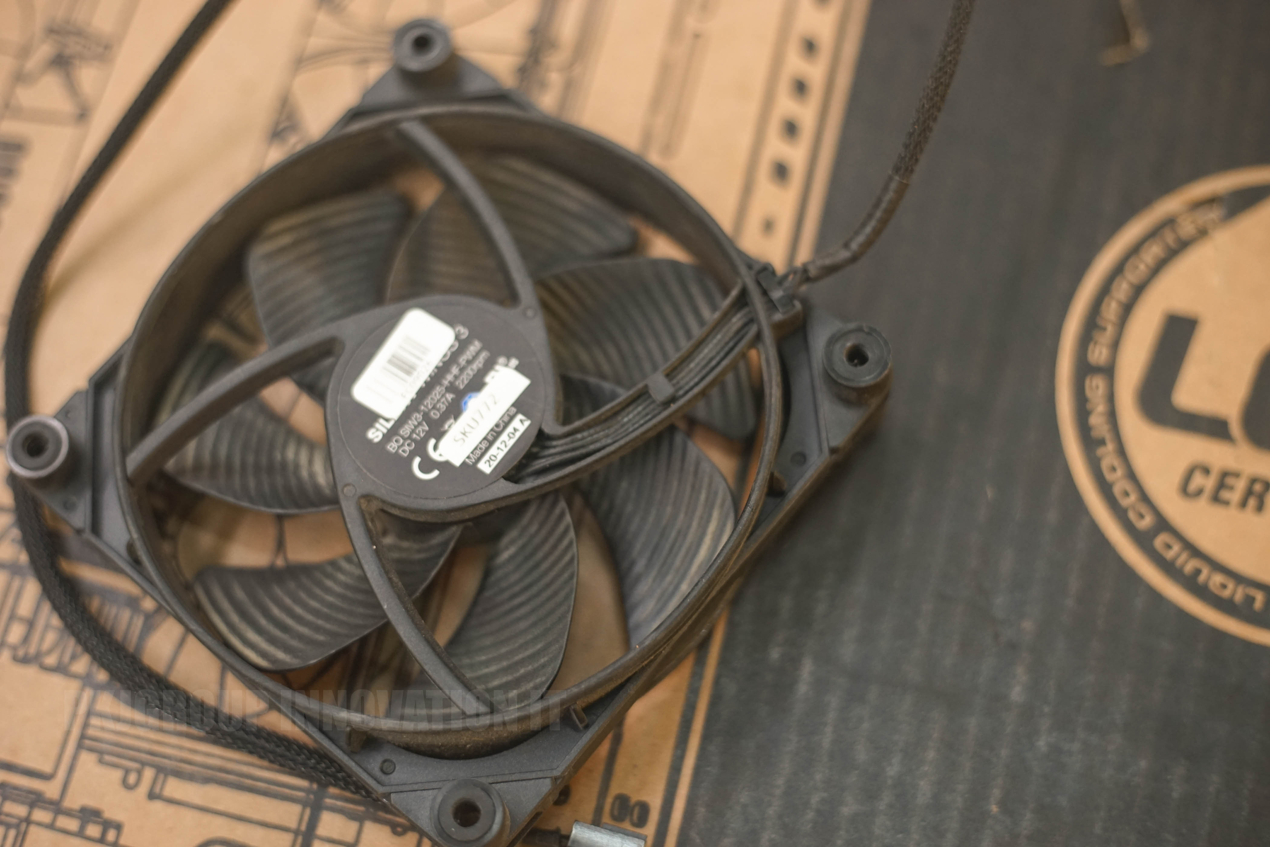 พัดลมคอมมือสอง 12 CM Be Quiet SILENT WINGS 3