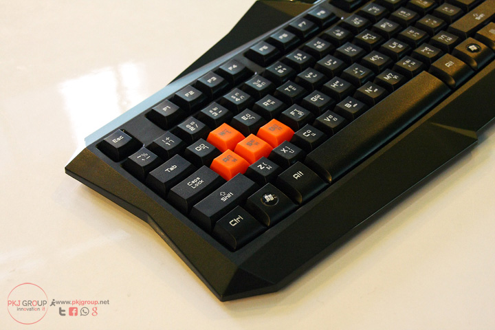 คีย์บอร์ดพร้อมเม้าส์เล่นเกมส์ครบชุดยกเซ็ตกับ Macnus K10+