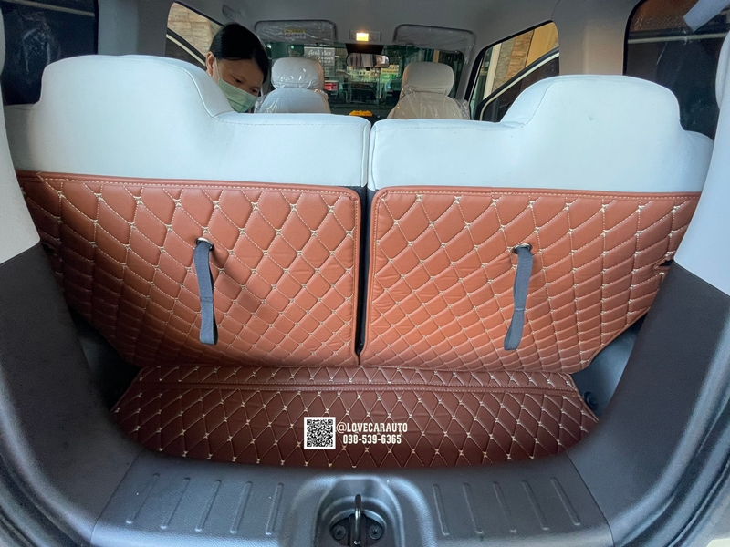 พรมปูพื้นรถยนต์ 6D Changan Lumin สีน้ำตาลเข้ม